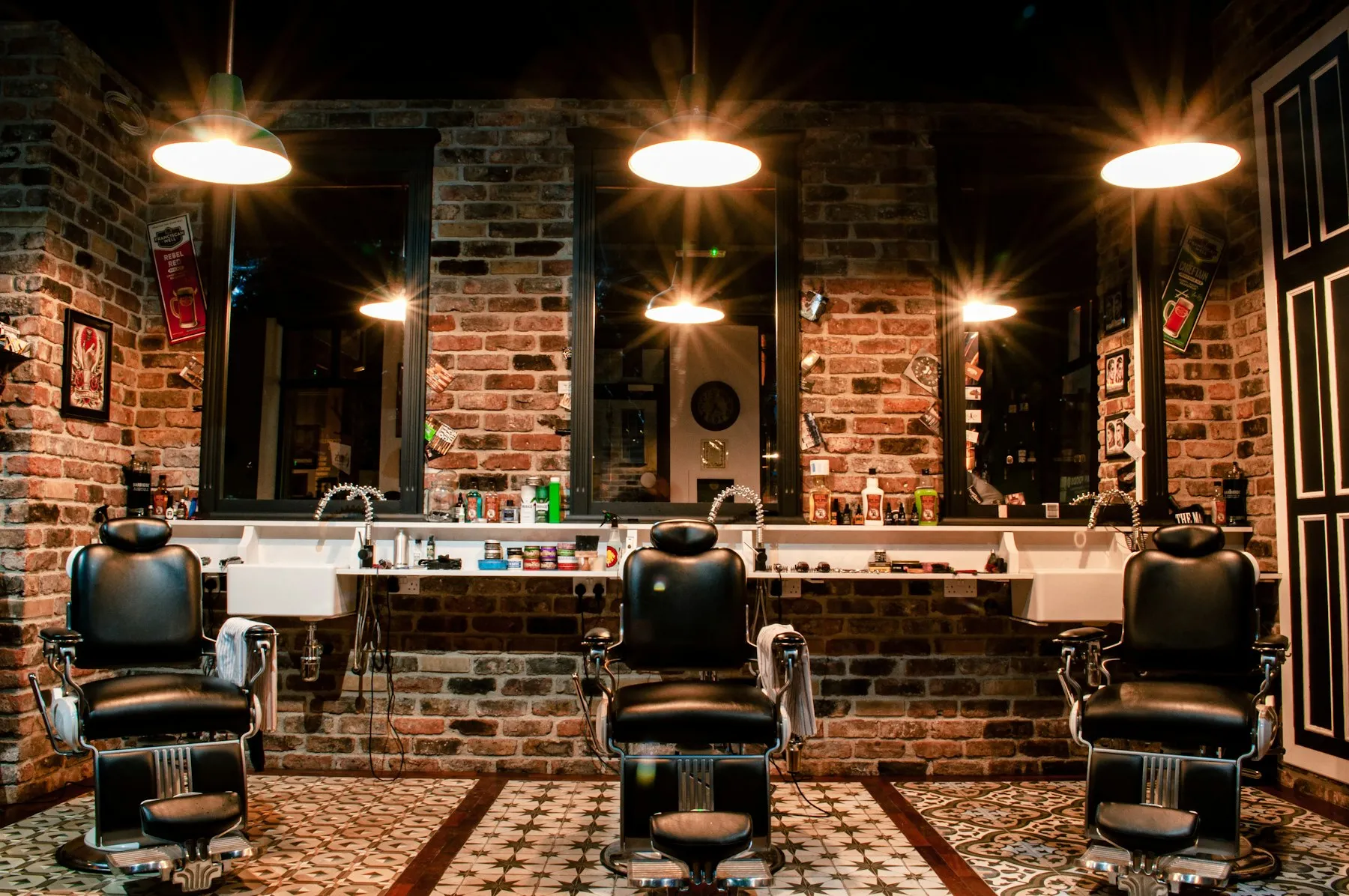The NOIR Barber Studio chair line
